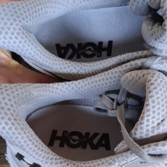 Hoka Clifton 9 Men's Light Gray Athletic Shoes - Picture 12 of 16